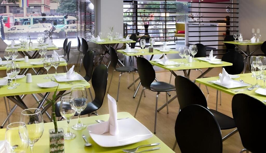 Food & Drinks 5, Hospedium Hotel Silver Javeriana Bogotá, Santafé de Bogotá