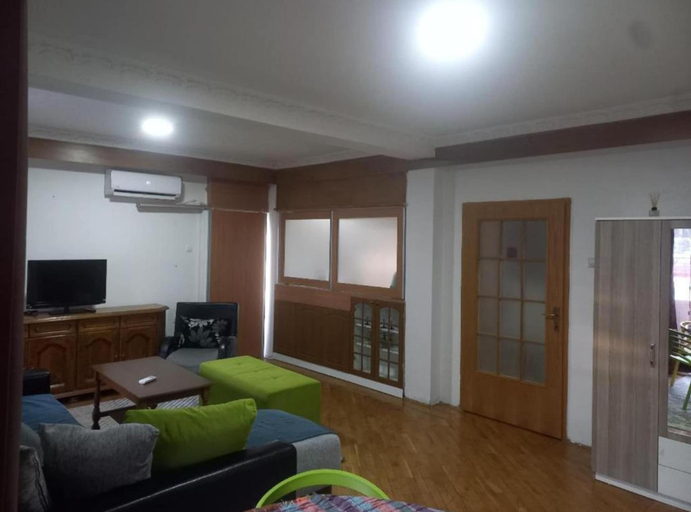Others 4, Lion Guest House