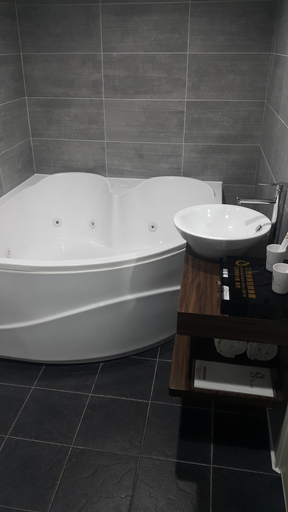 Bathroom 3, Hua Xiang Motel - Nanzih, Kaohsiung