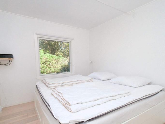 Bedroom 2, 6 person holiday park home in Gilleleje, Gribskov