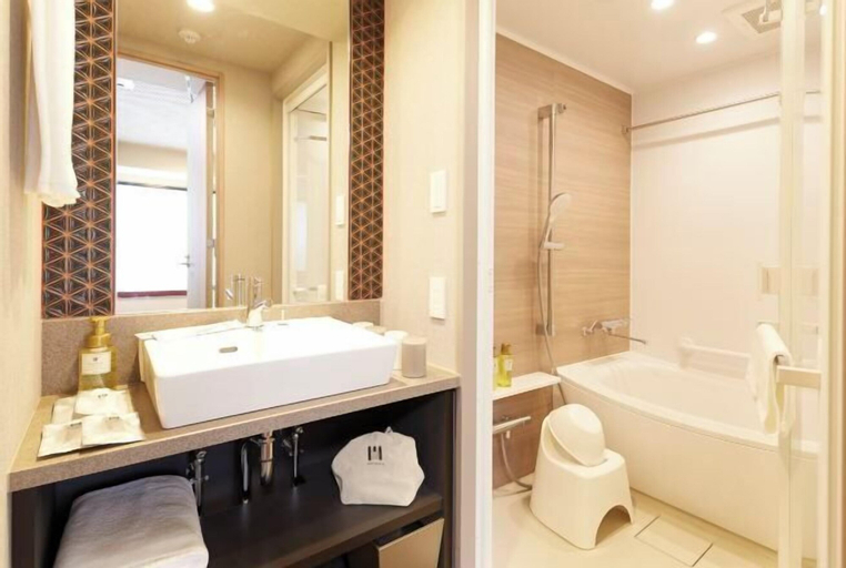 Bathroom 29