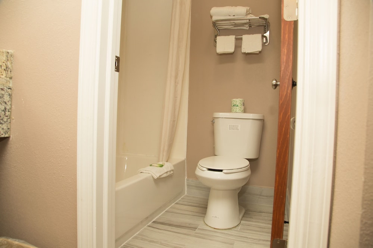 Bathroom 5, Americas Best Value Inn-Indy Northwest, Indianapolis