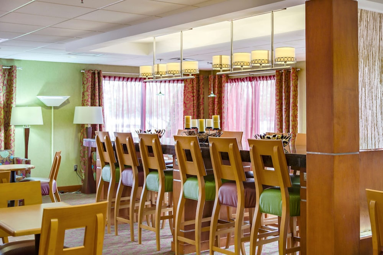 Food & Drinks 4, Hampton Inn Harrisonburg - University, Harrisonburg