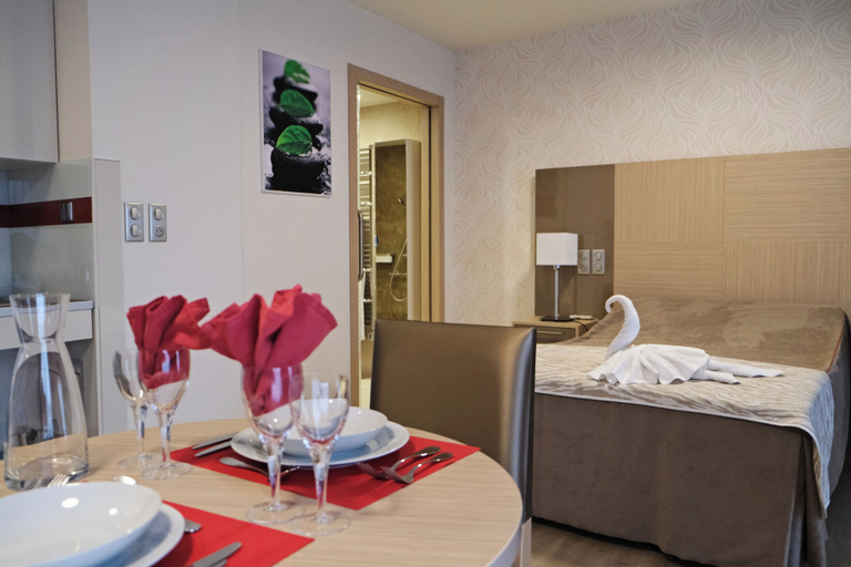 Bedroom 4, ZENAO MONTREUIL CROIX DE CHAVAUX, Seine-Saint-Denis