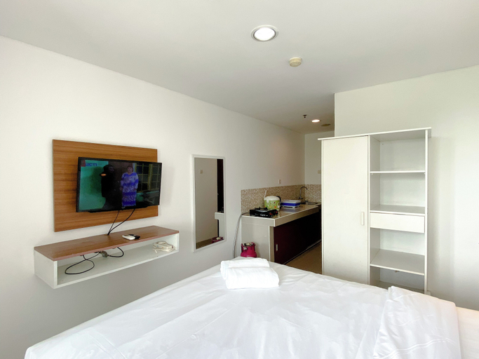 Bedroom 3, Modern Look And Homey Studio At Enviro Apartment, Cikarang