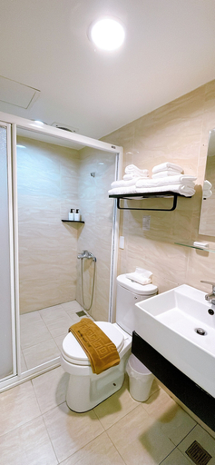 Bathroom 3, 3rd Alley Inn, Kaohsiung