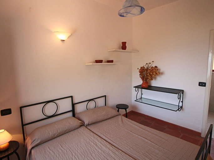 Bedroom 5, Mansion in Capo Vaticano by the Sea, Vibo Valentia