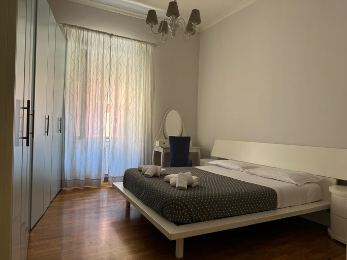 Room 2, casa barbarella napoli, Napoli