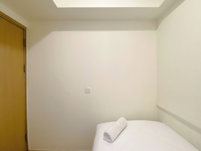 Bedroom 3, Clean And Homey 2Br At Meikarta Apartment, Cikarang