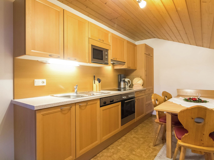 Others 4, Apartment in Wagrain with Stunning Mountain Views, Sankt Johann im Pongau