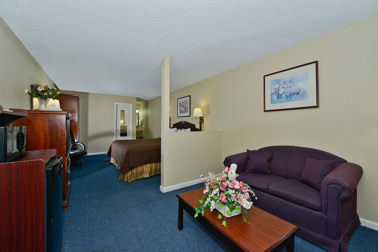 Bedroom 3, Americas Best Value Inn Hazlehurst, GA, Jeff Davis