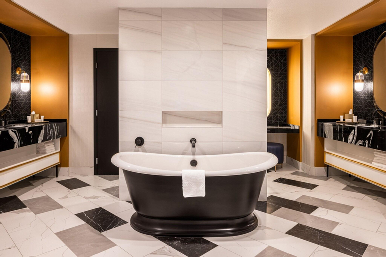 Bathroom 7