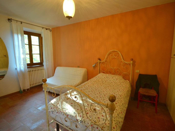 Bedroom 3, A Cozy Escape in Lucca, Lucca