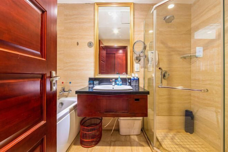 Bathroom 3, Chengyang Detai Hotel, Qingdao