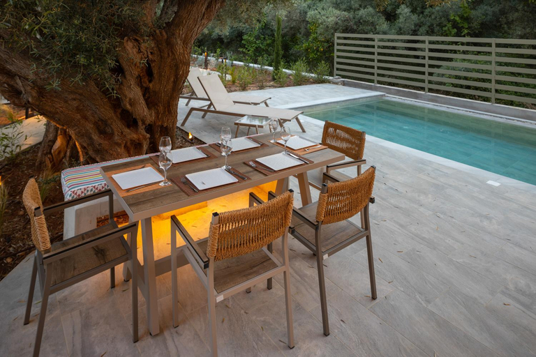 Others 4, Saitia Villette, Ionian Islands