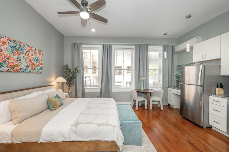 Findlay Market Suite 2, Hamilton
