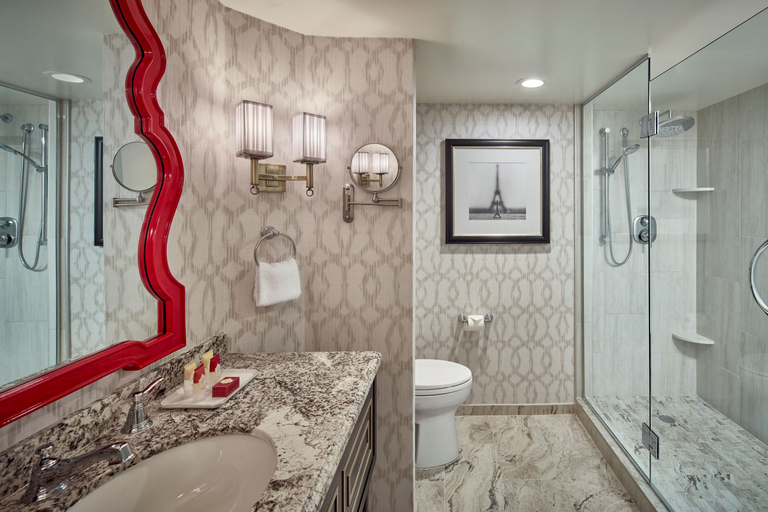 Bathroom 26