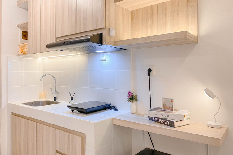 Others 2, Good and Homey Apartment Studio at Tokyo Riverside PIK 2 By Travelio, Tangerang