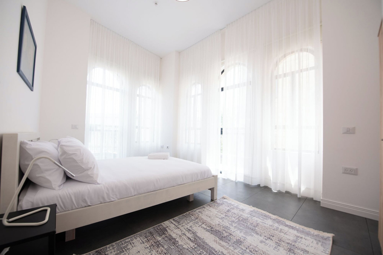 Bedroom 4, PORT CITY HAIFA - Flea Market Luxury