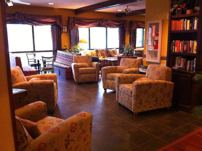 Others 4, HIGHLANDS INN LODGE FORMERLY HAMPTON INN HIGHLANDS, Macon