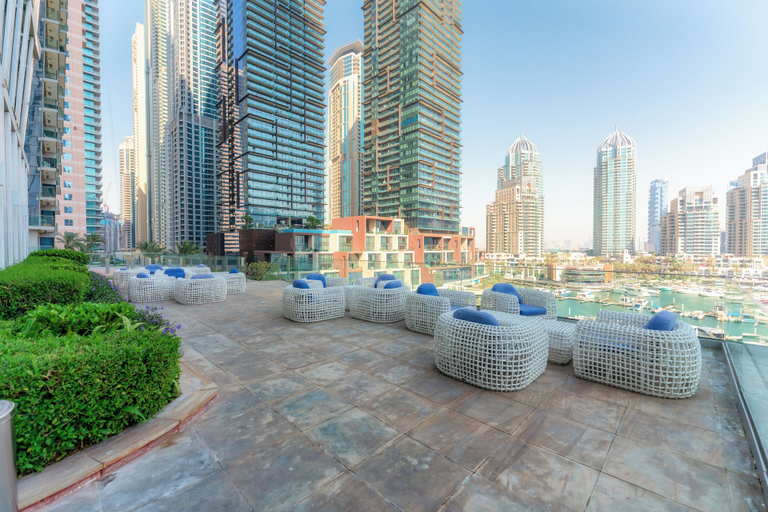 Food & Drinks, Cayan Tower - The Artist Studio, Dubai