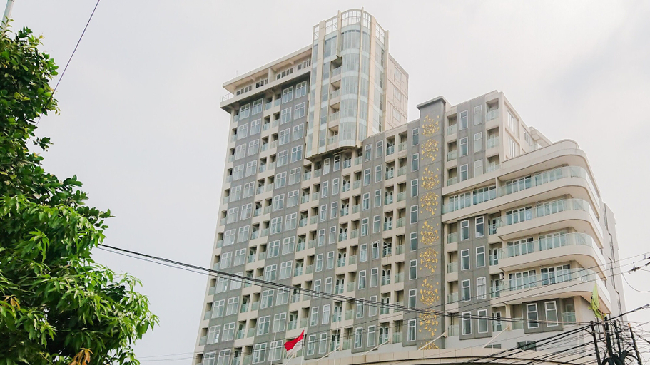 Exterior & Views 2, Best Deal And Homey Studio Apartment Amazana Serpong, Tangerang Selatan