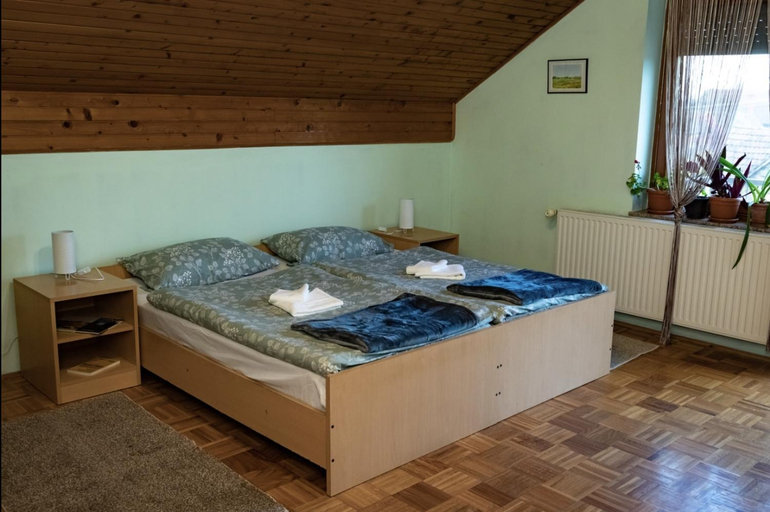 Bedroom 3, OPG Vuk Sobe bed&breakfast "Carobni snovi", Darda