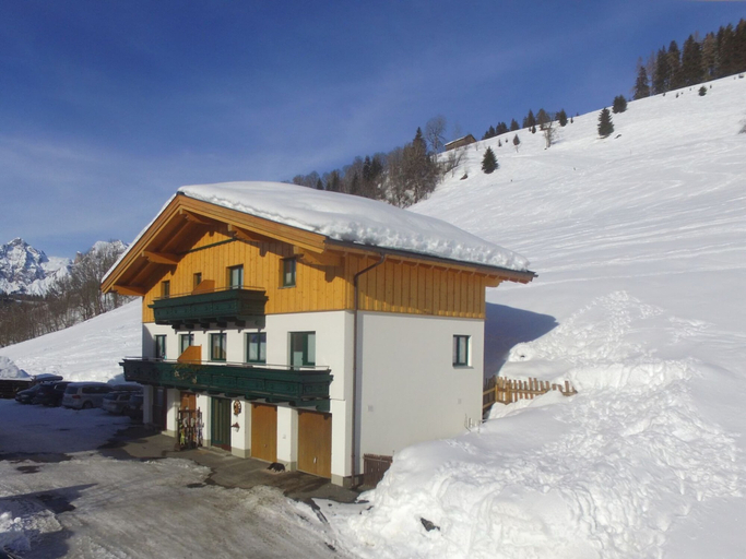 Exterior & Views 2, Chalet in Maria Alm Near Hochkonig Ski Lift, Zell am See