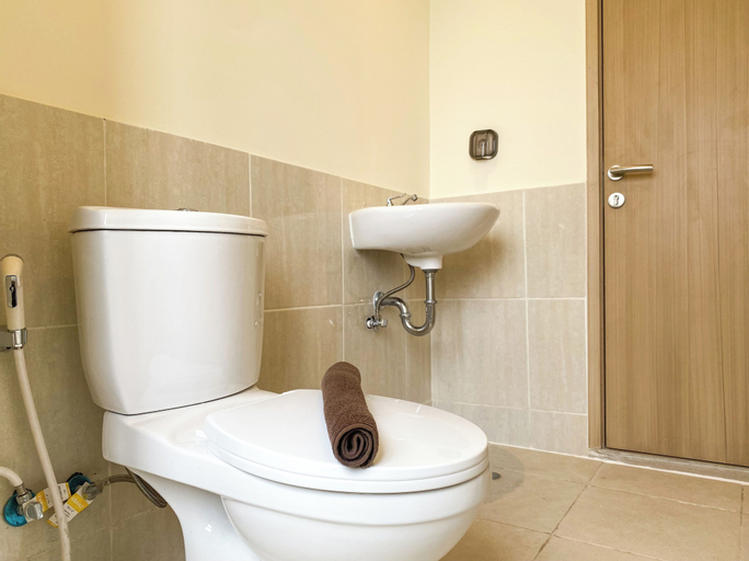 Bathroom 15