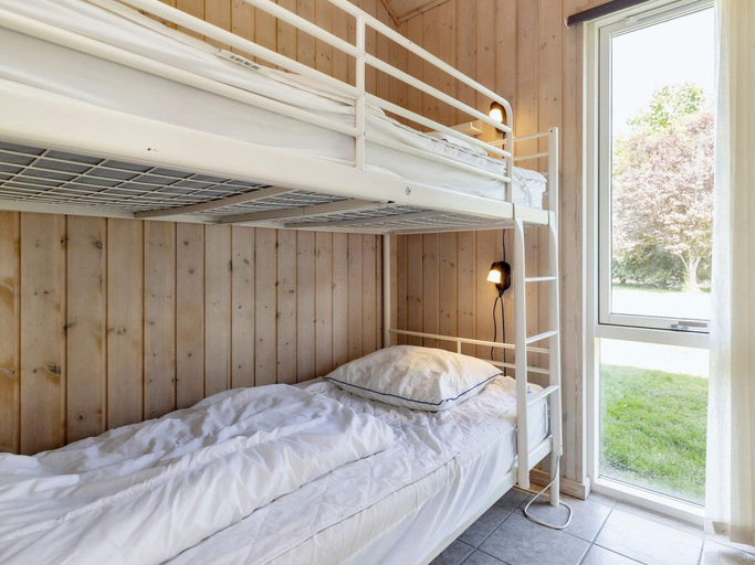 Bedroom 2, 5 Star Holiday Home in Storvorde, Aalborg