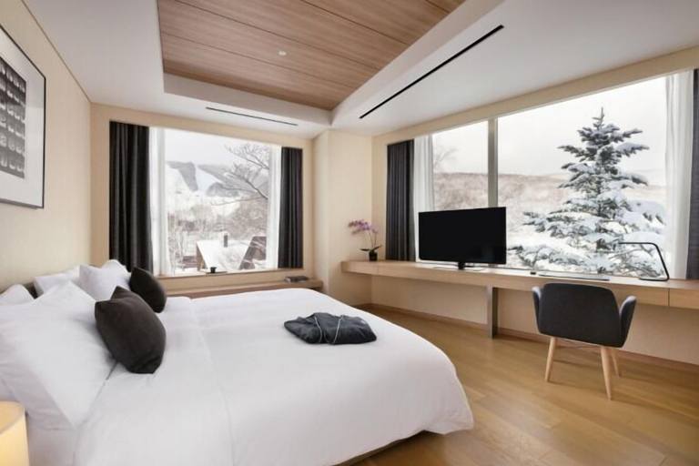 Bedroom 27