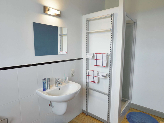 Bathroom, Oud Schooltje De Linde for Twenty Person, West-Vlaanderen