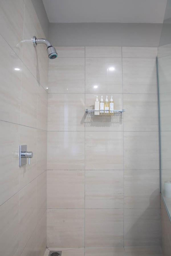 Bathroom 3, Dunluce Bed & Breakfast, Southland
