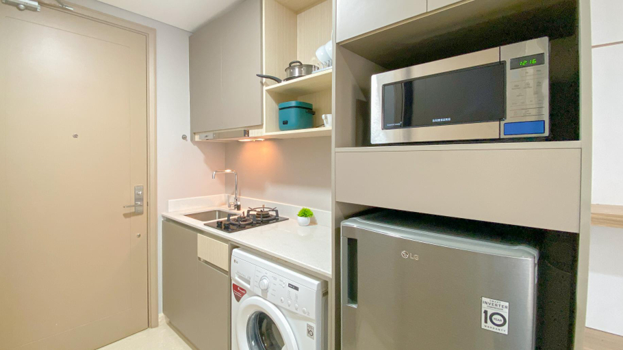 Others 2, Nice and Restful Studio at Gold Coast Apartment By Travelio, Jakarta Utara