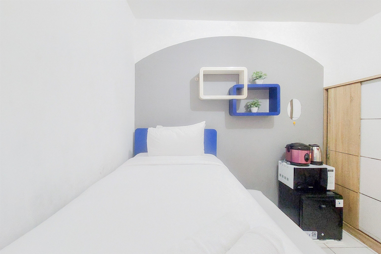 Bedroom 3, Cozy Living Studio (No Kitchen) Apartment Aeropolis Residence, Tangerang
