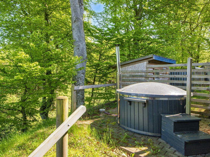 Others 5, Quaint Holiday Home near Glesborg with Roofed Terrace, Norddjurs