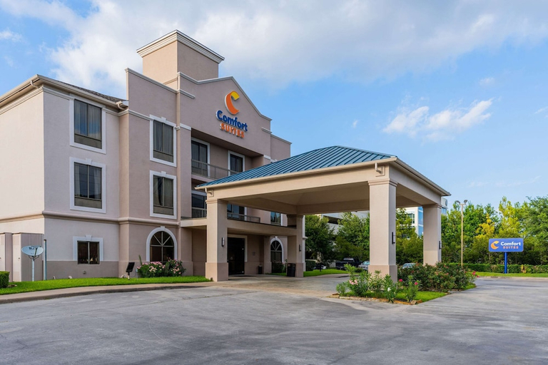 Exterior & Views 1, Comfort Suites Houston West at Clay Road, Houston
