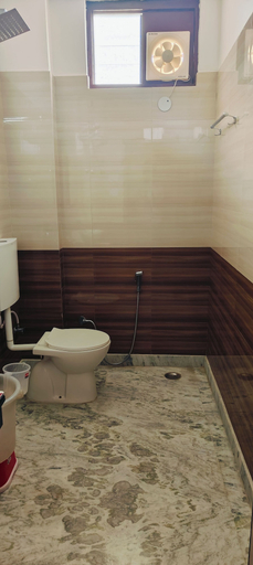 Bathroom 3, Hotel Sunshine, Reasi