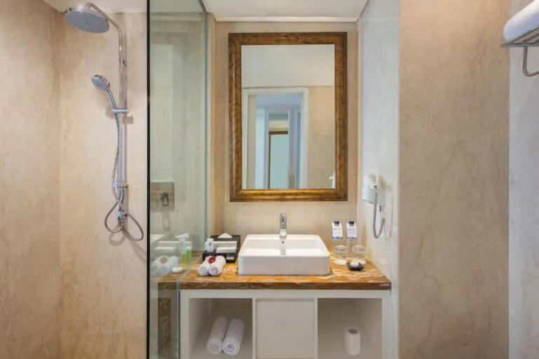 Bathroom 7