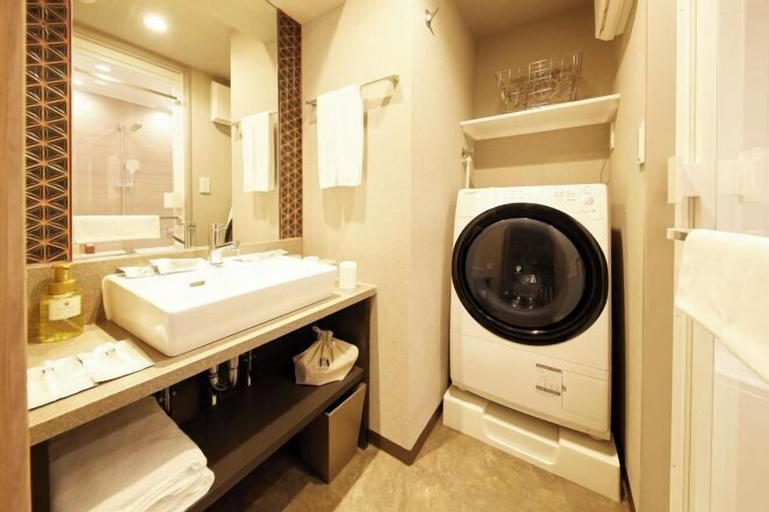 Bathroom 4