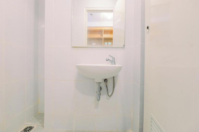 Bedroom 3, Modern Look And Comfy Studio Tokyo Riverside Pik 2 Apartment, Tangerang