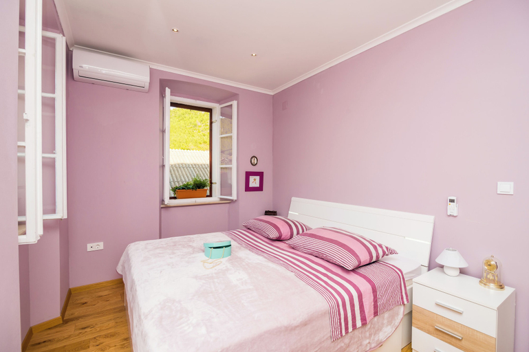 Bedroom 3, Villa Nives, Ston