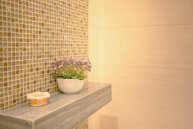 Bathroom 12