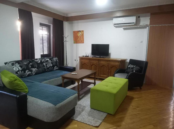 Others 5, Lion Guest House