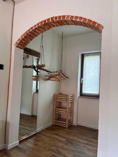 Others 5, Stanza in sondrio Coel, Sondrio