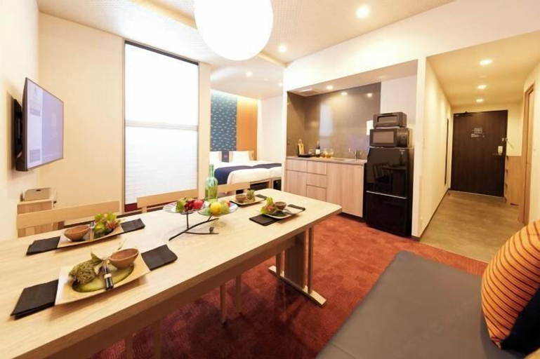 Dining Room 24