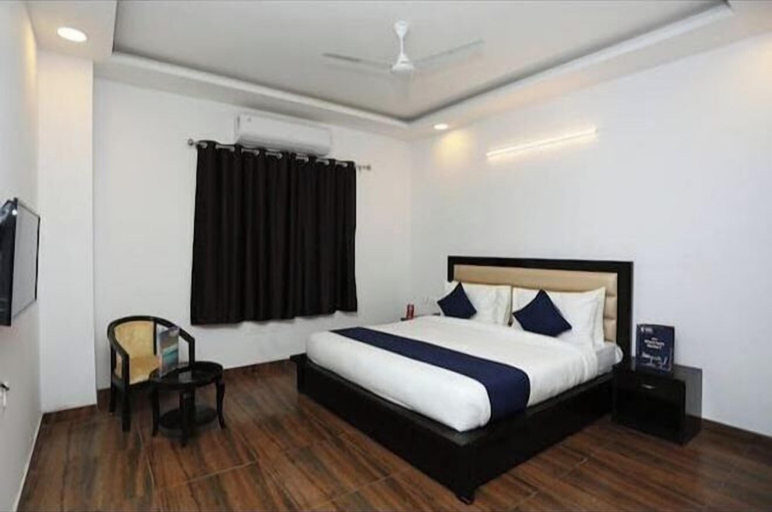 Bedroom 2, White Rock Hotel, Gurgaon