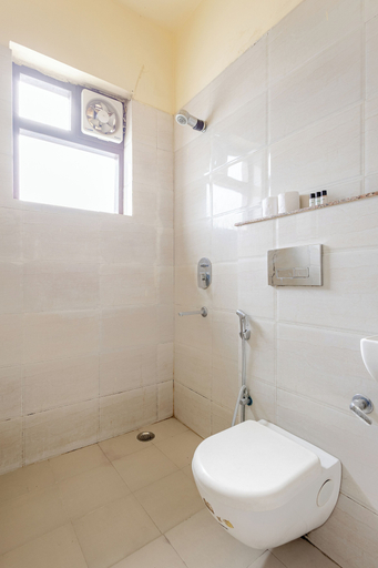 Bathroom, Lime Tree Studio Near Fortis Gurgaon, Gurgaon
