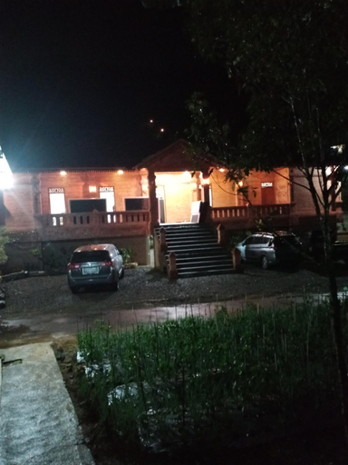 Others 5, VILLA PRINGGITAN, Karanganyar
