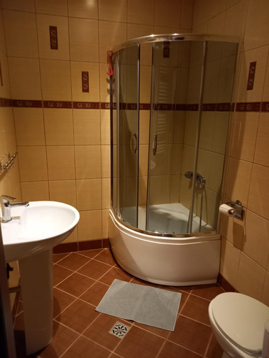 Bathroom 3, ZACISZE, Kłodzko